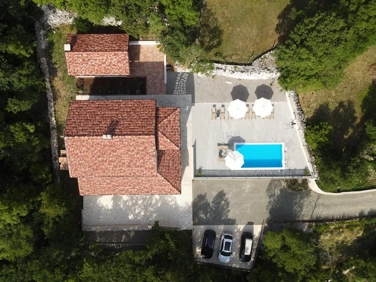 Amazing 4 Bedroom Villa With Swimming Pool And Wifi, Family Frendly Tribalj  كرواتيا